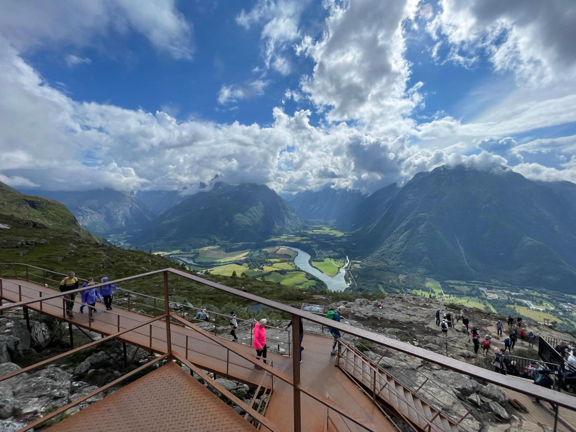 Appartement Bakkebo Trollstigen à Åndalsnes Extérieur photo
